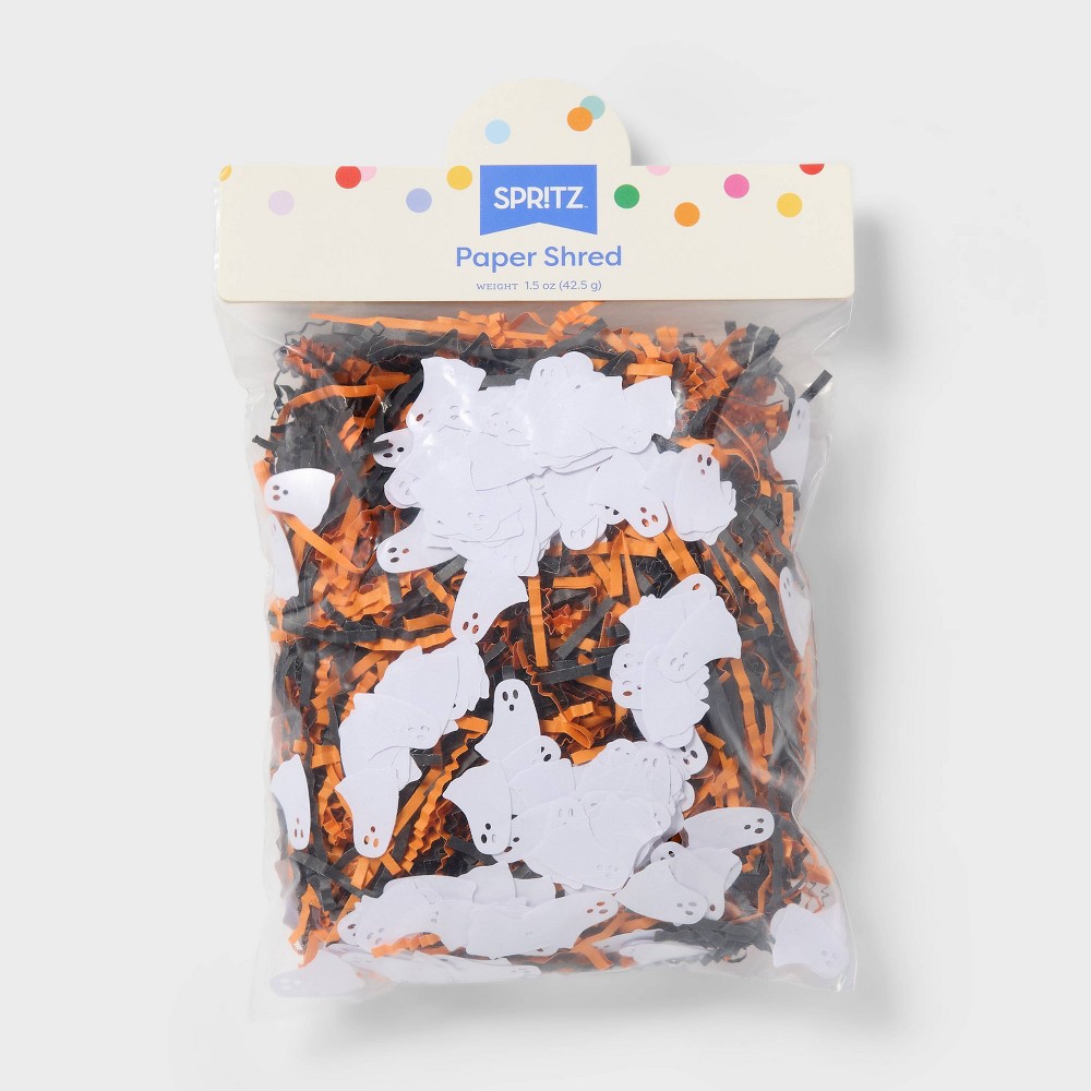 1.5oz Diecut Ghost Halloween Paper Shred Filler Orange/Black - Spritz™
