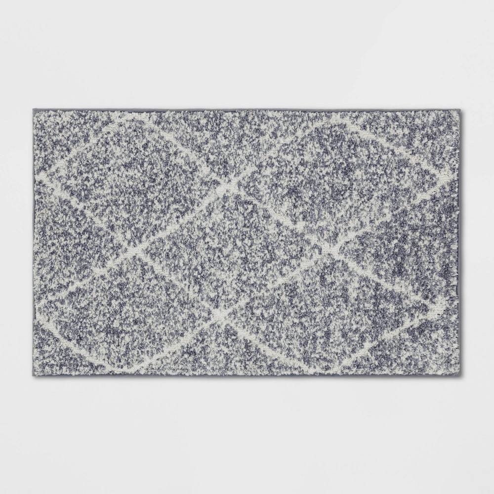 2'6inx4' Criss Cross Easy Care Rug Gray/Ivory - Threshold™