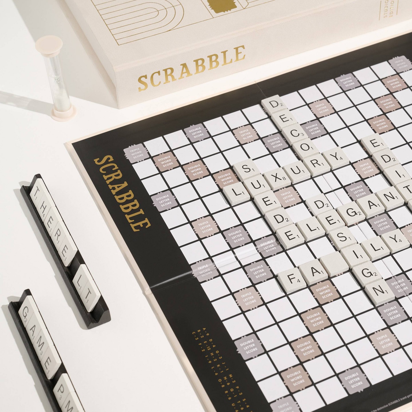 Детская настольная игра WS Game Company Scrabble Studio Edition Board Game — фото 3