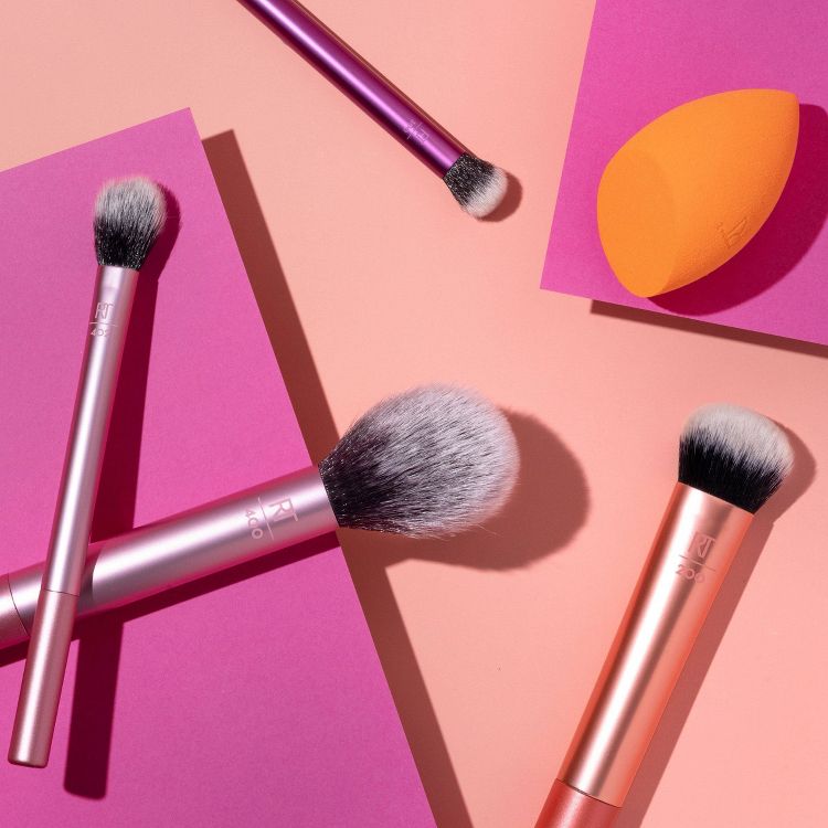 Real Techniques Everyday Essentials Makeup Brush Kit - 5pc, 6 of 8