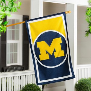 Evergreen Flag, DS New Burlap, Reg, University Of Michigan - 1 of 4