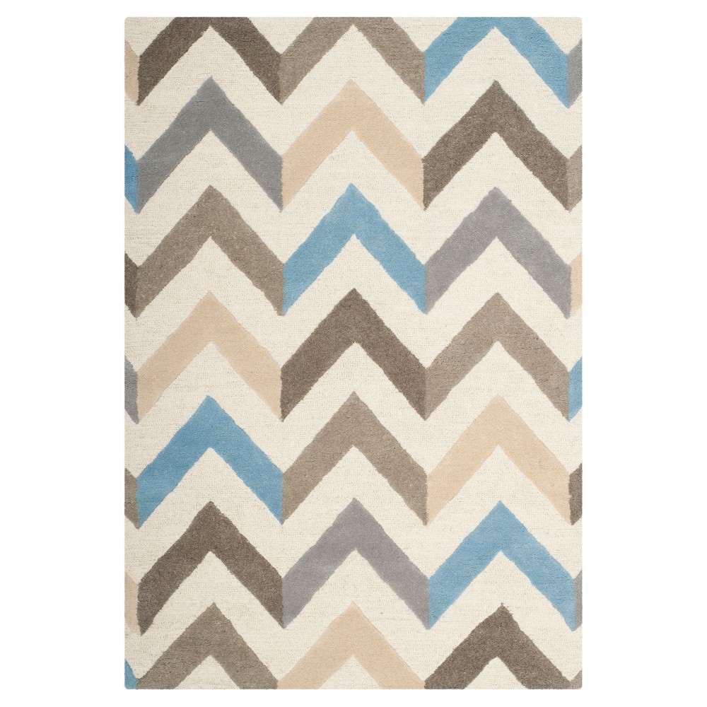 4'X6' Chevron Area Rug Ivory/Gray - Safavieh