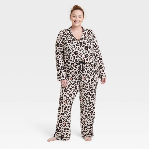 Women's Leopard Print Beautifully Soft Long Sleeve Notch Collar Top and  Pants Pajama Set - Stars Above™ Light Beige 4X