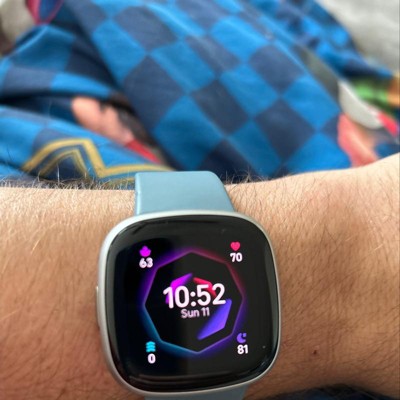 Buy FITBIT Versa 4 Smart Watch Sports Pack with Additional Blue Sports Band  - Black & Graphite