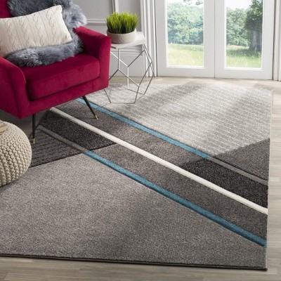 Gray Geometric Low Pile Synthetic Area Rug