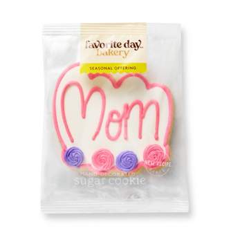 Mom Heart Hand Decorated Cookie - 2.12oz/1ct - Favorite Day™