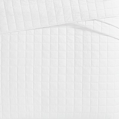 White Cotton Twin Quilt Set with Ruffled Edges