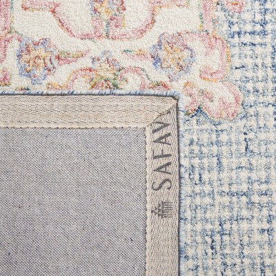 Renaissance Medallion Hand-Tufted Wool Round Rug in Blue