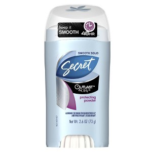 Secret Outlast With Olay Protecting Powder Smooth Solid Antiperspirant and Deodorant - 2.6oz
