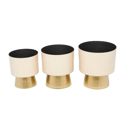 CosmoLiving by Cosmopolitan 3pc Modern Metal Planter Pots