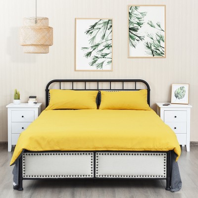 White 3-Drawer Wooden Nightstand Set with Black Knobs