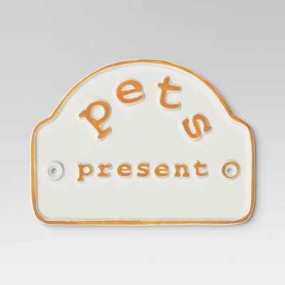 Cast Metal Garden Sign &#34;Pets Present&#34; - Threshold&#8482;