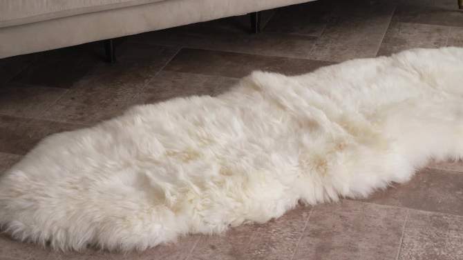 nuLOOM Hand Made Due Sheepskin Area Rug, Shaped 1' 10" x 5' 7", Natural, 2 of 8, play video