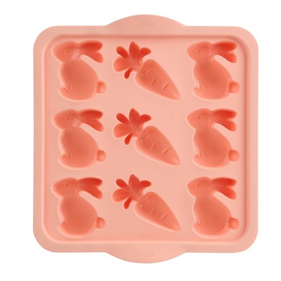 Trudeau 9 Cavity Silicone Bunny and Carrot Pan Pink
