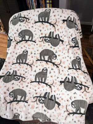 Sloth best sale blanket target