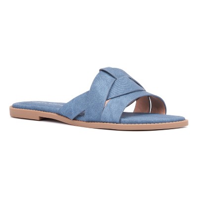 Fashion To Figure Women's Tiana Flat Sandal - Wide Width