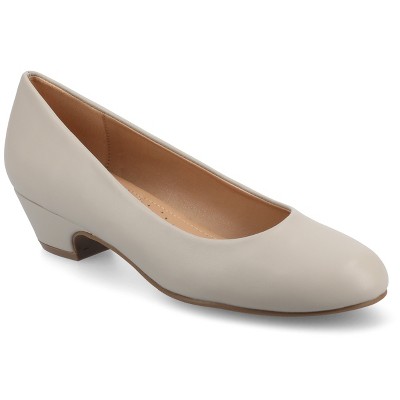 Journee Womens Saar Comfort Insole Round Toe Kitten Heel Pumps
