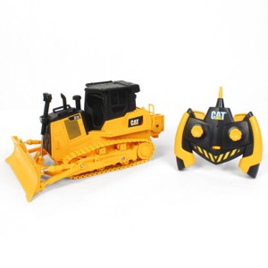 Diecast Masters 1/35 Caterpillar CAT D7E Track Dozer Radio Control Made Of Durable Plastic 23002 - 1 of 4