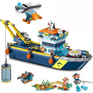 City Floatable Boat Building Set, Arctic Explorer Block Kit for Kids Aged 6+ - 1 of 4