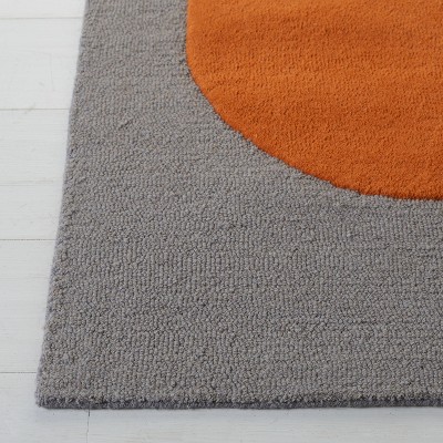 Grey and Black Hand-Tufted Wool Area Rug, 8' x 10'