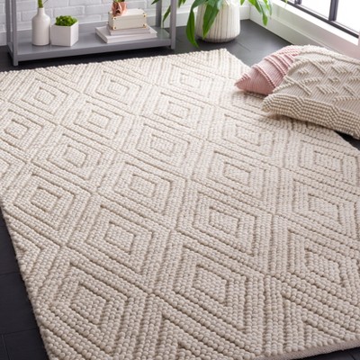 Ivory Handwoven Wool 4' x 6' Rectangular Area Rug