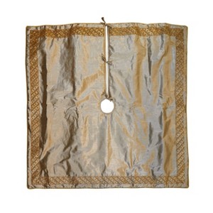 Season's Designs 52In Champagne Tree Skirt W/ Gold Bead D - 1 of 1