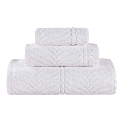 Shop Breeze Jacquard Wavy Border Zero Twist Cotton Towel Set White, Bath  Towels