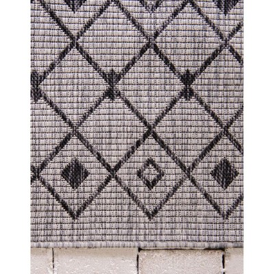 Abstract Gray Synthetic 2' x 6' Outdoor Runner Rug