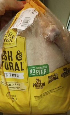 Foster Farms Fresh Young Whole Chicken - Twin Pack, 21g Protein per 4 oz  Serving, 10.0 - 11.0 lb Bag