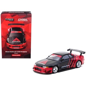 Tarmac Works 1:64 Nissan Skyline GT-R R32 ADVAN Widebody Jonsibal 2024 JCCS Special - 1 of 3