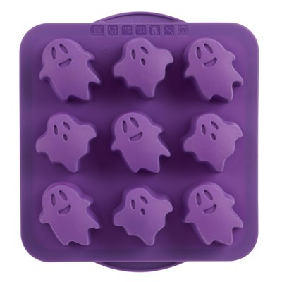 Trudeau 8.85" Silicone Ghost Muffin Pan Purple