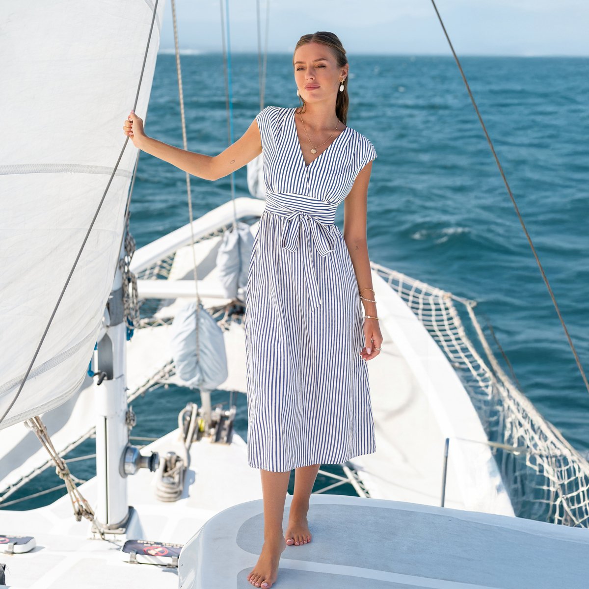 Женские платья Cupshe Women's Striped Wrap Waist-Defining Midi Shirt Dress-M-Blue — фото 2