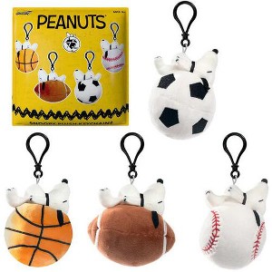 Super7 - Peanuts - Super Duper Plush Keychain Wv01A - 12pc Blind Bag Flat - 1 of 4