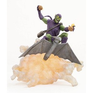 Diamond Select - Diamond Select - Marvel Gallery - Comic Green Goblin Dlx Pvc Statue - 1 of 4