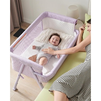 Bassinet Bedside Sleeper, Baby Sleeper with 4 Auto-Lock & Adjustable Height, Breathable Mesh & Mattress