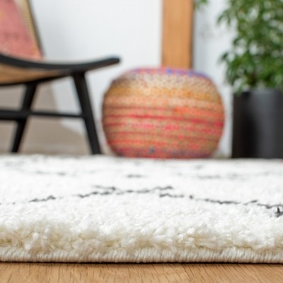 Cream and Navy Rectangular Shag Area Rug, 6' x 9'