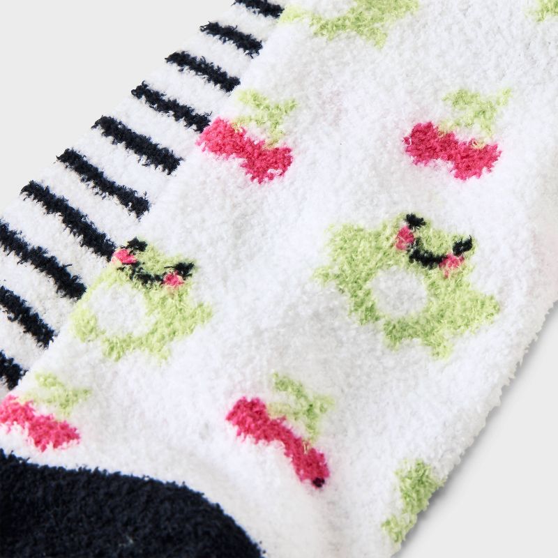 Women&#39;s 2pk Cherries &#38; Frogs Cozy Low Cut Socks - Black/White 4-10, 3 of 4
