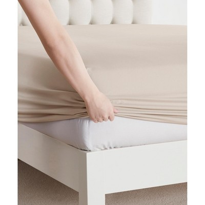 Linen King Microfiber Deep Pocket Sheet Set with Pillowcases