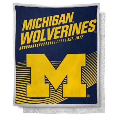 NCAA Michigan Wolverines New School Mink Sherpa Throw Blanket