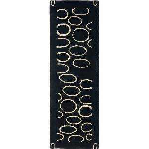Soho SOH714 Hand Tufted Indoor Rugs - Safavieh - 1 of 4