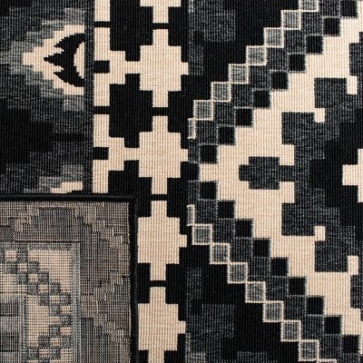 Veranda Black and Beige Geometric Indoor/Outdoor Area Rug