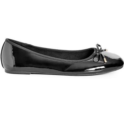 Patent leather ballet flats