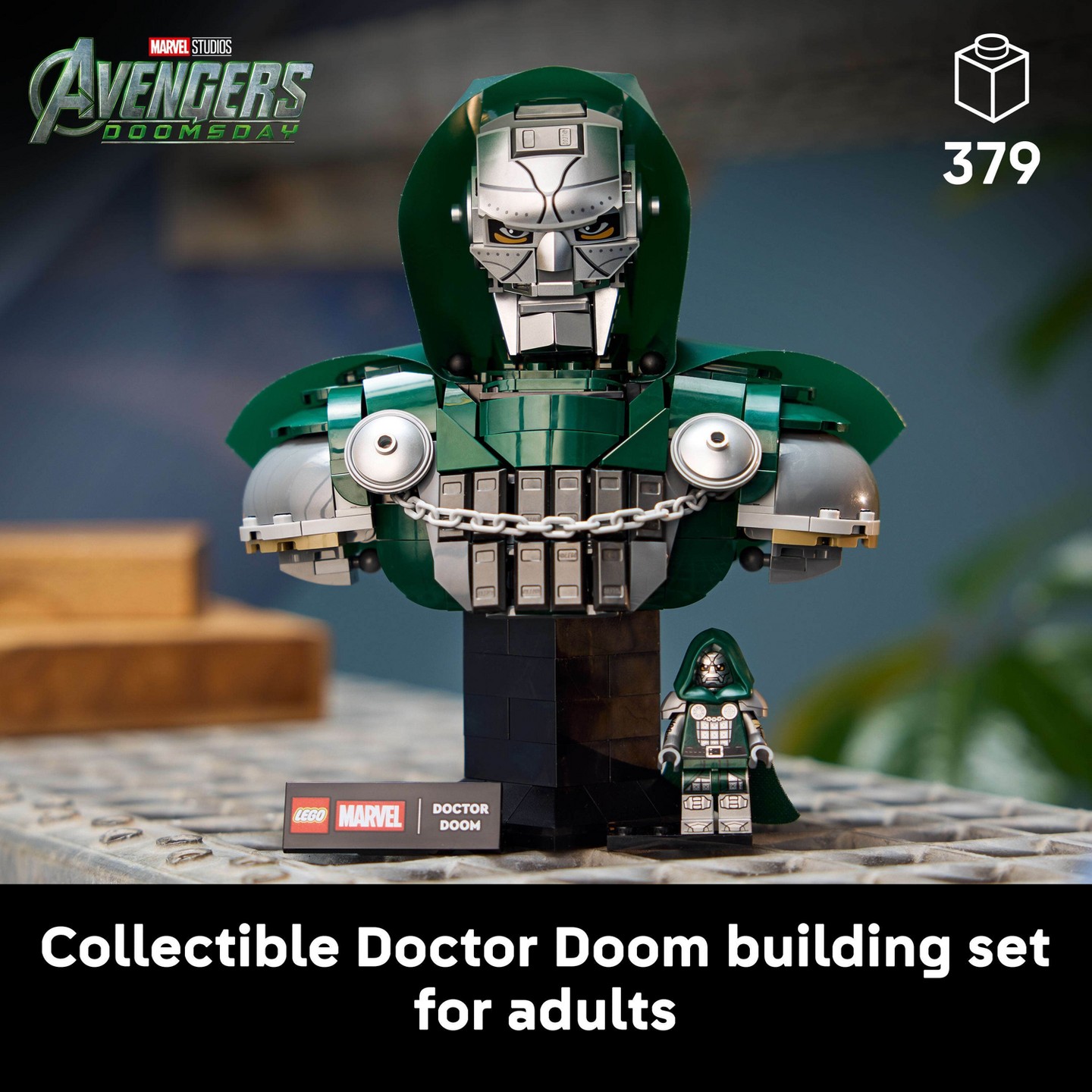 Детский конструктор LEGO Marvel Doctor Doom Bust Building Set 76345 — фото 2