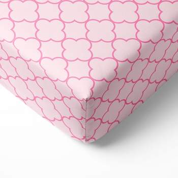 Bacati - Pink Quatrofoile Printed 100 percent Cotton Universal Baby US Standard Crib or Toddler Bed Fitted Sheet
