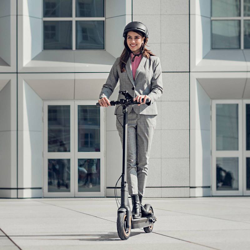 Segway G30 Max Electric Scooter - Black, 6 of 8