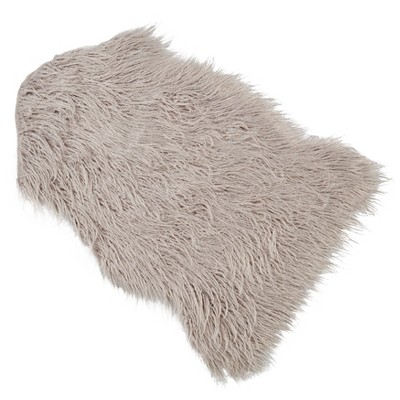 Saro Lifestyle Luxurious Faux Mongolian Fur Indoor Rug