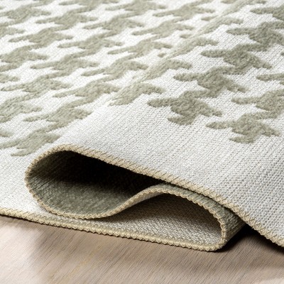 Green and White Geometric Reversible 4' x 6' Area Rug