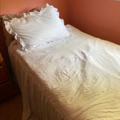 user image by Jaquline, Ruffle Skirt Bedspread Set - Lush Décor