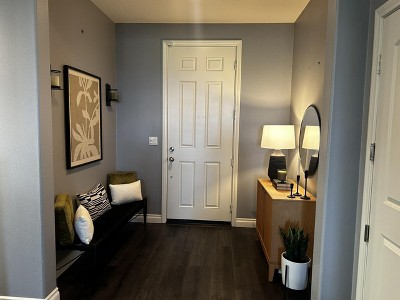 Guest review image 1 of 2, zoom in