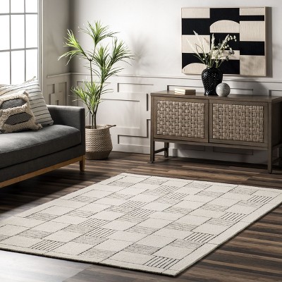 Ivory and Black Geometric Wool Handmade 4' x 6' Area Rug
